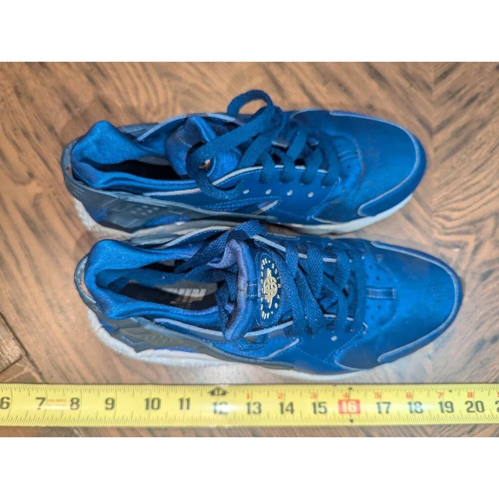 Nike Air Huarache Run Metallic Blue Running Shoes (777331-994) Women’s Size 9.5